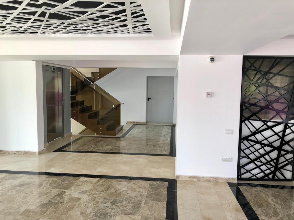 Sophia 3 Luxury Apartments Мамая Екстериор снимка