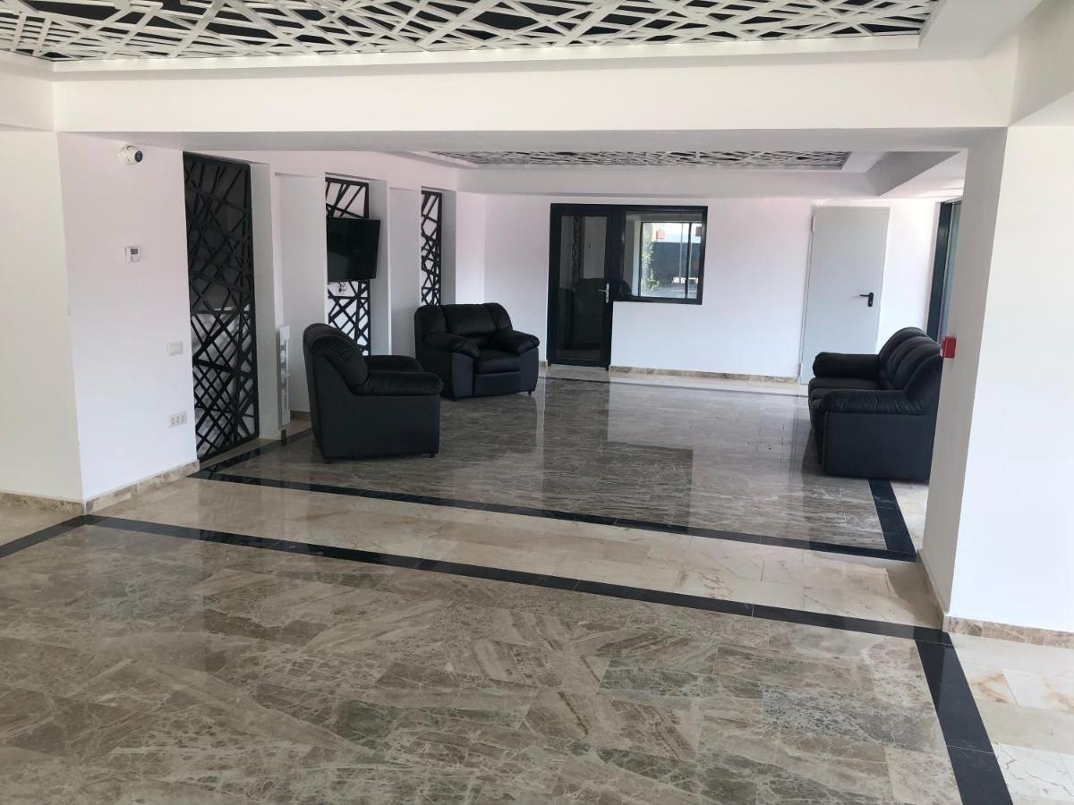Sophia 3 Luxury Apartments Мамая Екстериор снимка