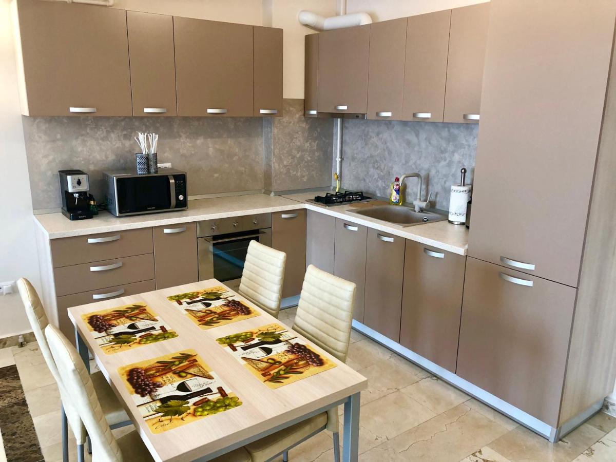 Sophia 3 Luxury Apartments Мамая Екстериор снимка
