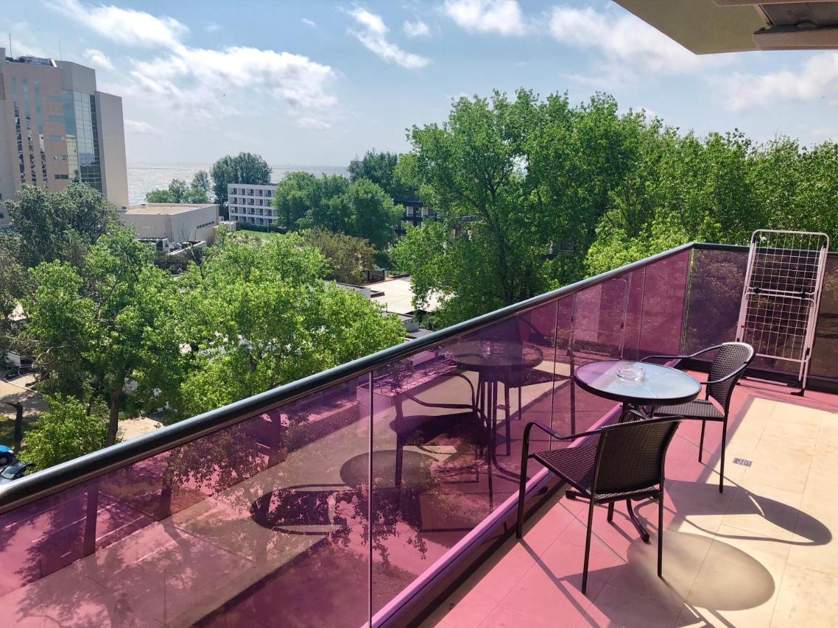 Sophia 3 Luxury Apartments Мамая Екстериор снимка